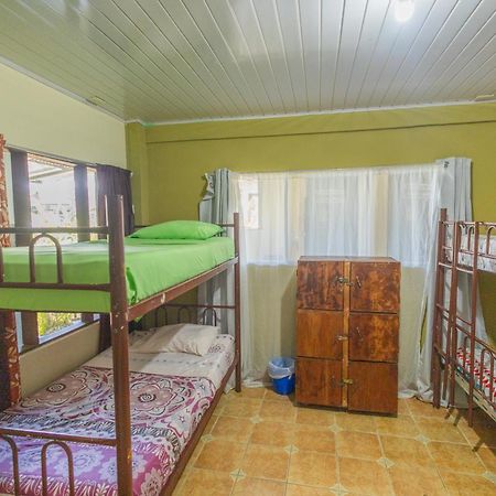 New Hostel Manuel Antonio, Meet New People Zewnętrze zdjęcie
